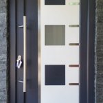 DRIA FENÊTRES_porte d'entrée en PVC gris anthracite Vaud-Genève-Neuchâtel-Fribourg